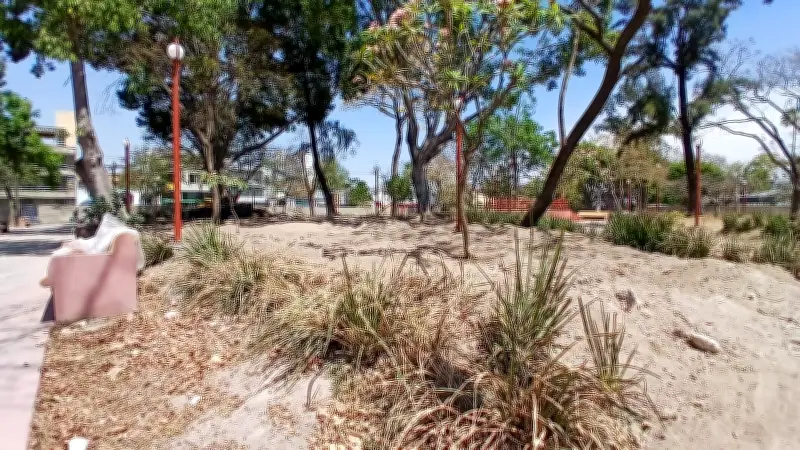 Protestas del 8M revelan simulación en obra del Parque Revolución para Mundial 2026