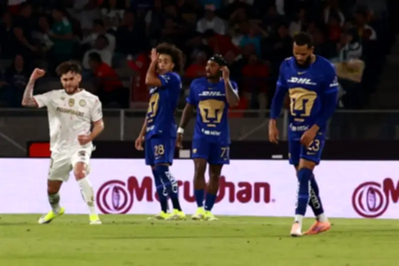 Pumas Cae en el Azteca: Toluca Rompe su Invicto con Gol de Diablura