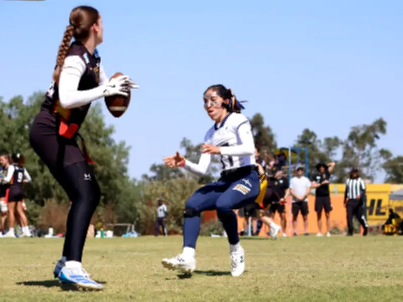 Pumas UNAM dominan a selecciones alemanas de flag football en encuentros amistosos