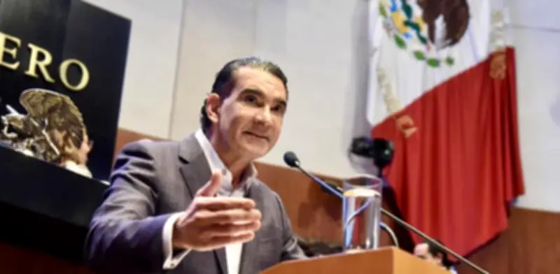 PVEM advierte a Morena: 'Eres mayoría pero no totalitario' ante Plan B electoral