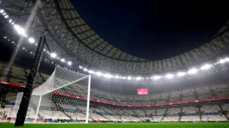 Qatar suspende todo el fútbol por conflicto bélico; Finalissima Argentina-España en duda