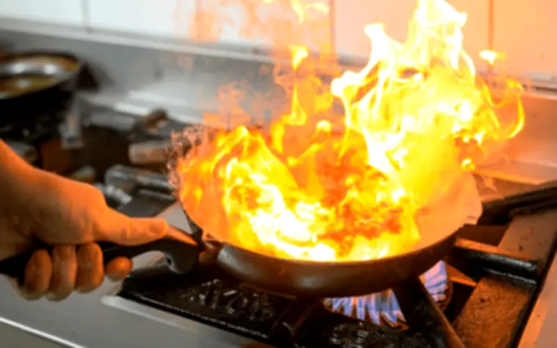 Quemaduras en el hogar: Guía completa para prevenirlas y tratarlas correctamente