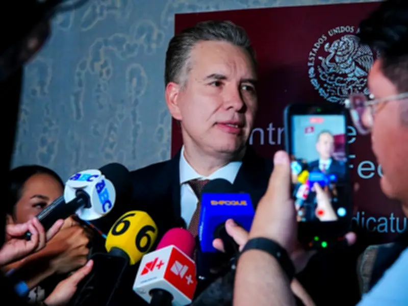 Ratifican prisión preventiva a funcionaria de Monterrey por extorsión y falsedad