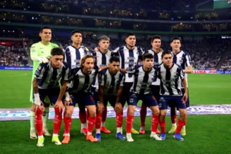 Rayados de Monterrey: Crisis de confianza tras derrota ante Pumas