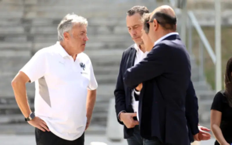 Rayados de Monterrey define a dos candidatos para sustituir a Domènec Torrent como director técnico