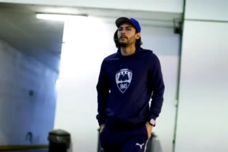 Rayados de Monterrey enfrenta a Cruz Azul con alineación alternativa en partido clave