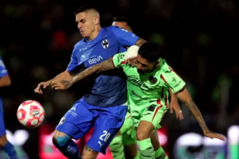 Rayados desperdicia ventaja de 2-0 y Juárez logra empate 2-2 en dramático final