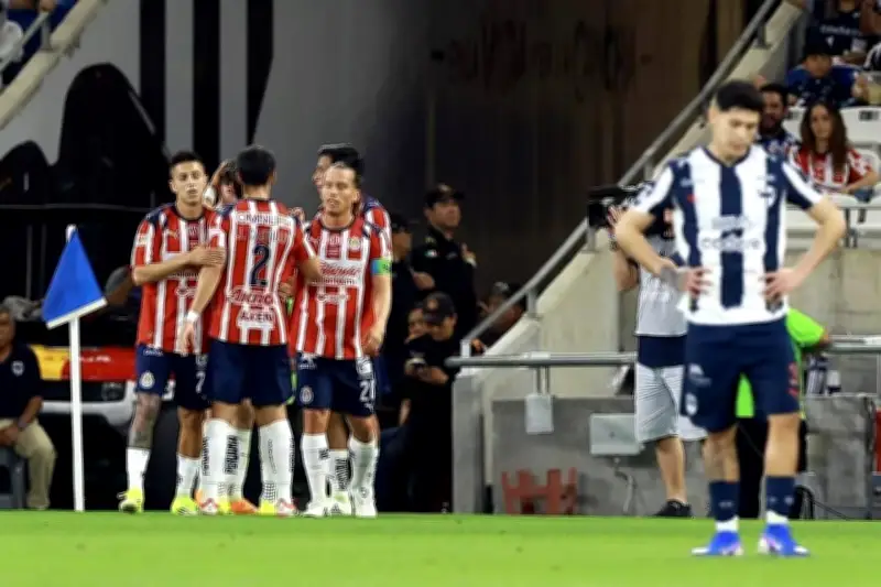 Rayados Falla en Penales y Cae 3-2 ante Chivas en Partido Salado