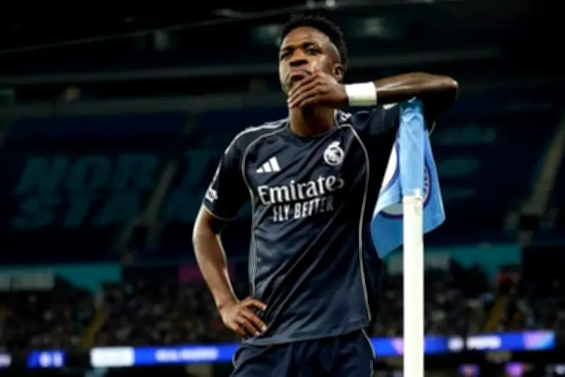 Real Madrid culmina su obra maestra y avanza a cuartos de la UEFA Champions League