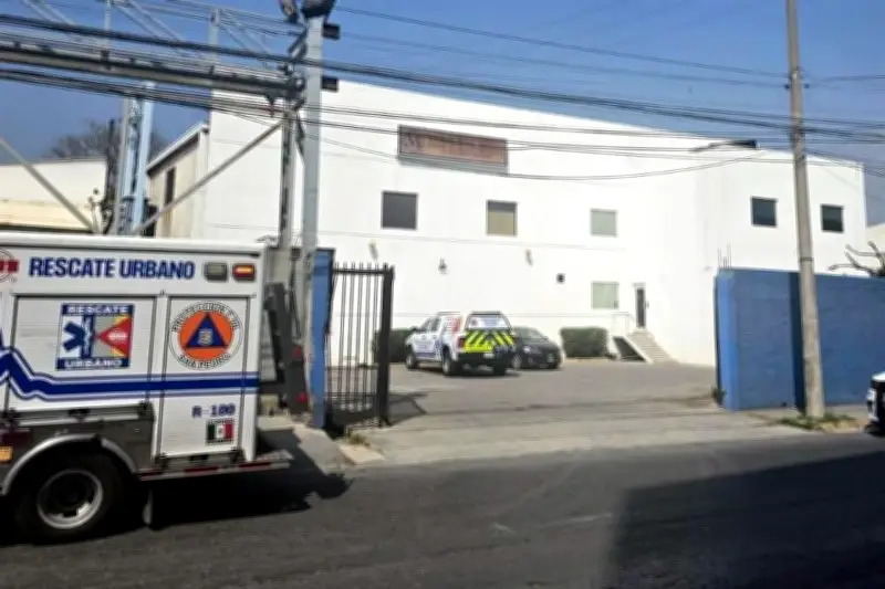 Recibe descarga eléctrica al manipular máquina de tortillas en fábrica de México