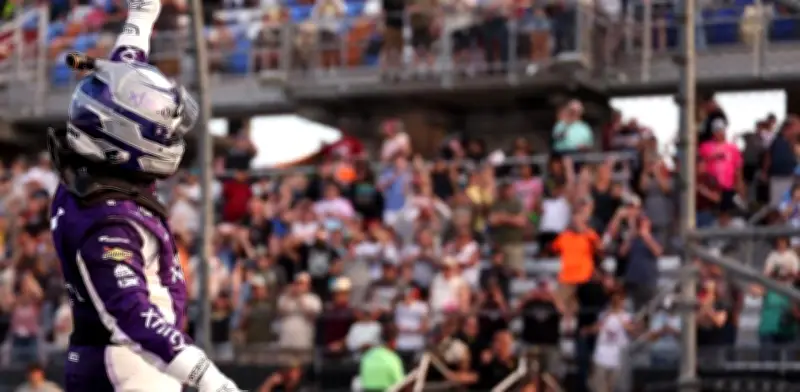 Reddick y 23XI Racing de Michael Jordan dominan NASCAR con épica victoria en Darlington