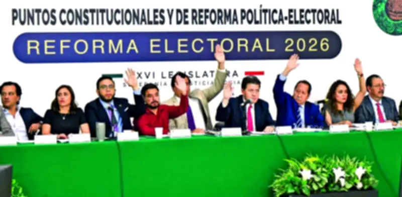 Reforma electoral avanza en comisiones pero enfrenta rechazo de aliados clave en el pleno