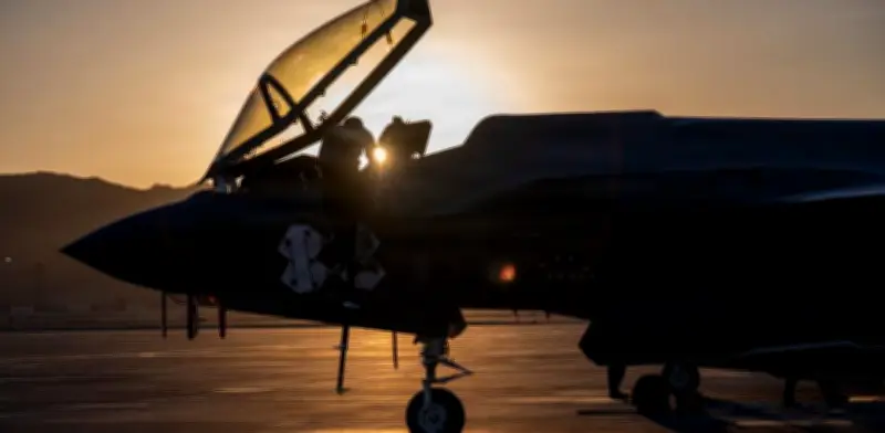 Reino Unido confirma que EE.UU. usa sus bases militares para operaciones defensivas contra Irán