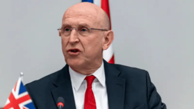 Reino Unido evalúa unirse a ofensiva militar de EE.UU. e Israel contra Irán