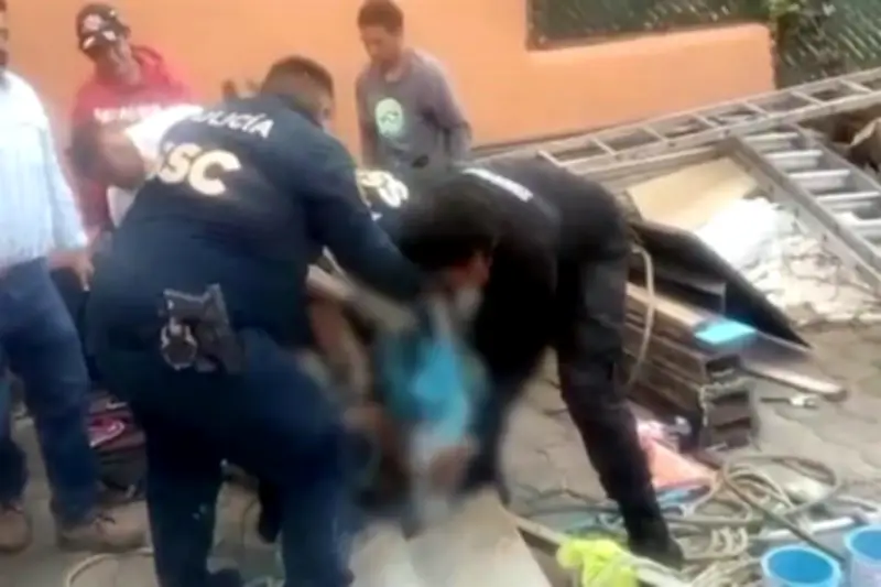 Rescatan a tres personas por intoxicación en Tlalpan, Ciudad de México