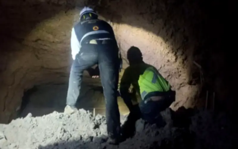 Rescate en Sinaloa: 300 brigadistas y CFE buscan a mineros atrapados a 300 metros