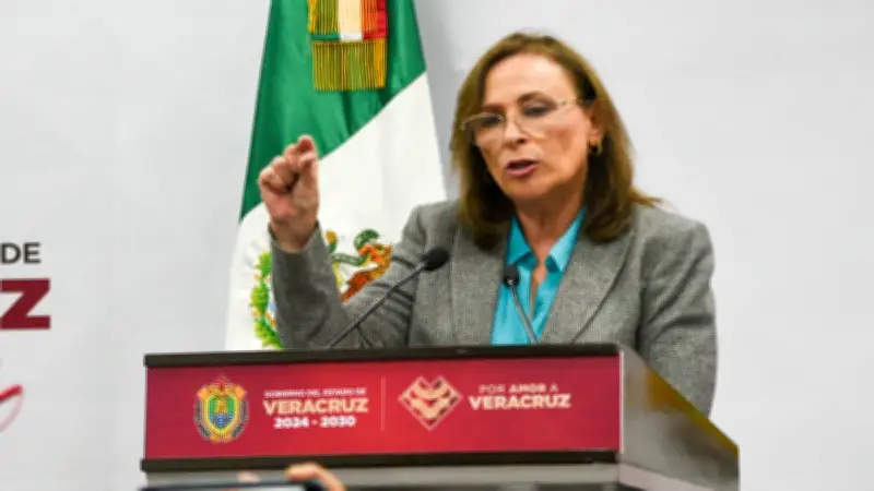 Rocío Nahle minimiza derrame de hidrocarburo en Veracruz, genera polémica ambiental