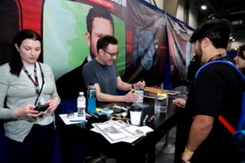 Rosenbaum cautiva a sus seguidores en la Convención Nacional de la Familia