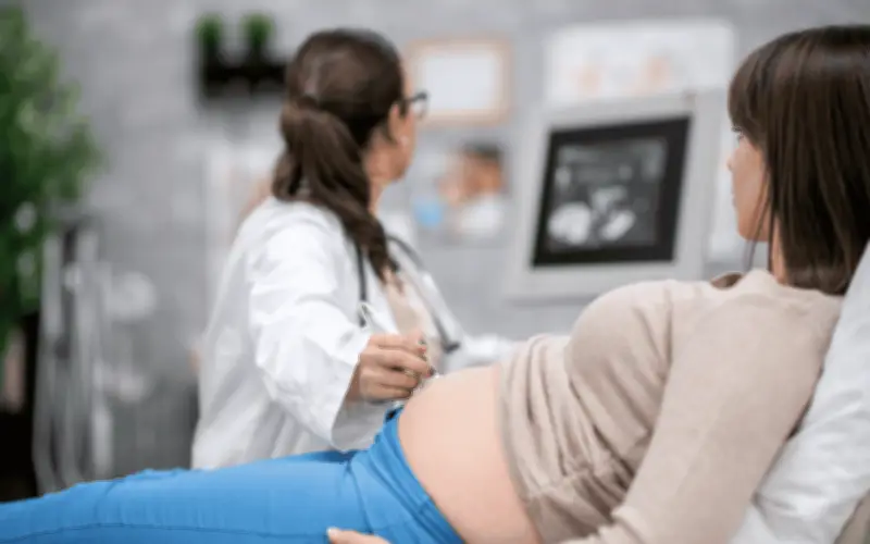 Rusia canaliza a terapia psicológica a mujeres que no desean ser madres