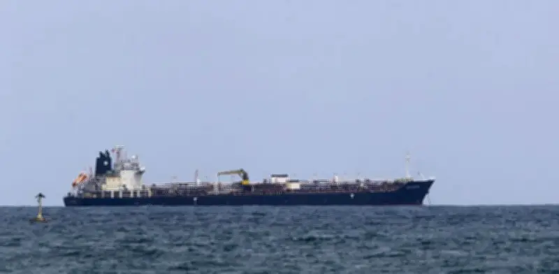 Rusia envía petrolero con 100 mil toneladas de crudo a Cuba para aliviar crisis energética