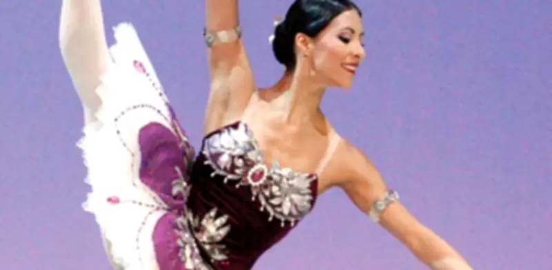 Rusia otorga el prestigioso premio Alma de la Danza a la bailarina mexicana Elisa Carrillo