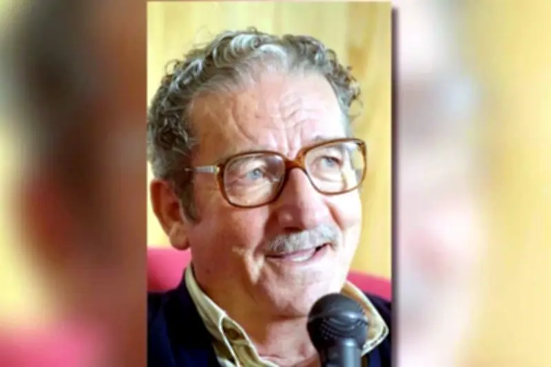 Sabines Revisted: Un Análisis Profundo de la Obra del Poeta Mexicano