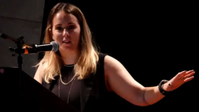 Saskia Niño de Rivera se disculpa con familia de Carmen Salinas tras polémica en podcast