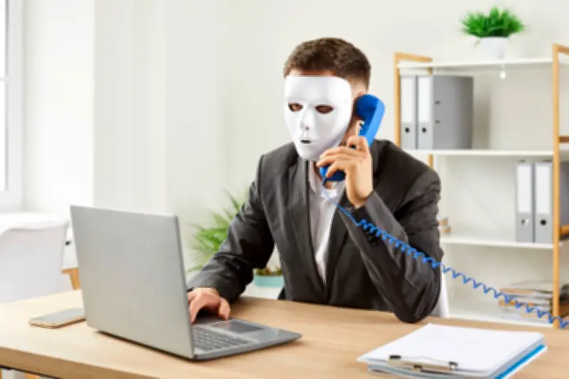 SAT alerta sobre ingeniería social: cómo operan las estafas digitales en México