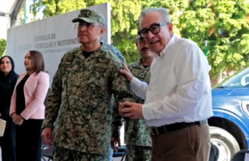 Óscar Rentería Schazarino deja la SSPE de Sinaloa tras 15 meses en el cargo