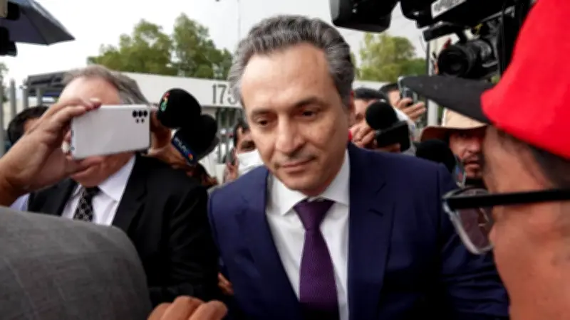 SCJN confirma que Emilio Lozoya debe indemnizar a periodista Lourdes Mendoza por daño moral