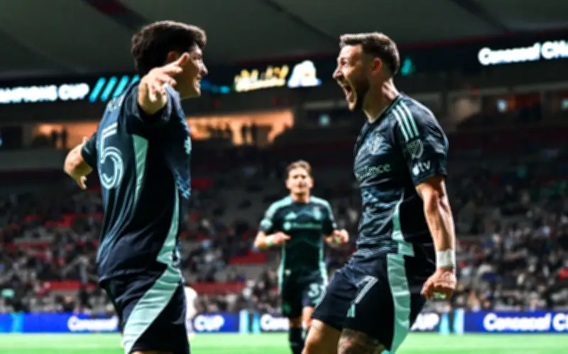 Seattle Sounders golea 3-0 a Vancouver Whitecaps en octavos de la Concachampions