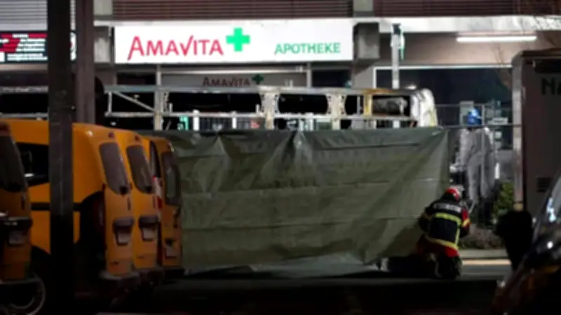 Seis fallecidos en trágico incendio de autobús en Suiza, entre ellos un niño