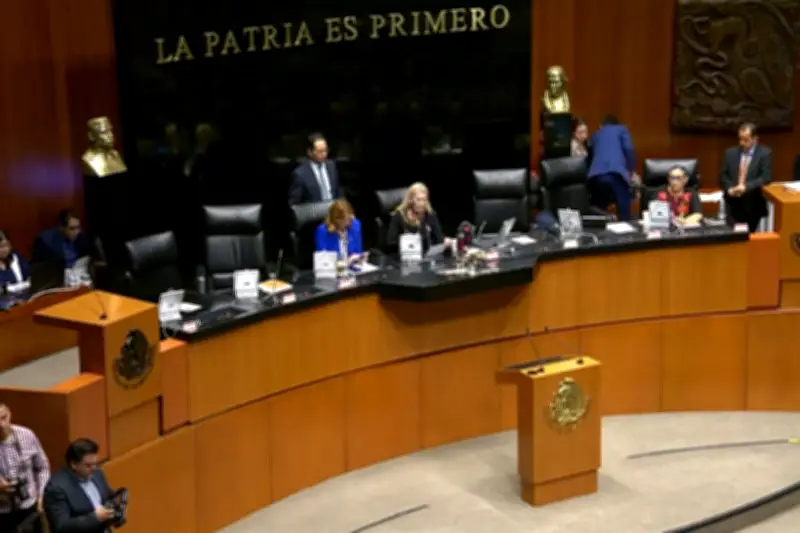 Senado Aprueba Límites a Pensiones Doradas de Exfuncionarios