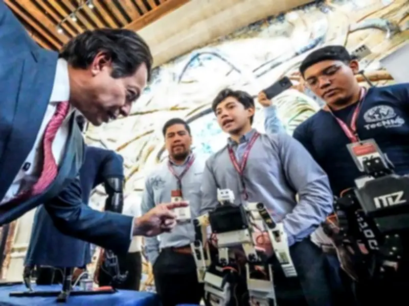 SEP digitaliza trámites profesionales y reduce tiempos de atención a 15 días