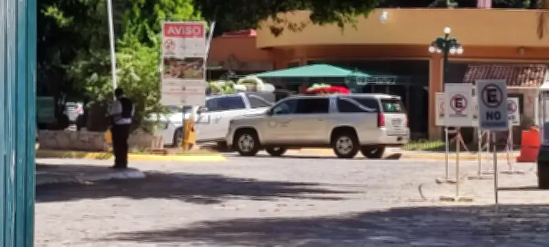 Sepelio de 'El Mencho': Ataúd Dorado, Música de Banda y Vigilancia Militar en Jalisco