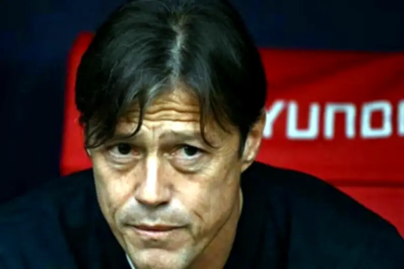 Sevilla despide a Matías Almeyda por irregularidades en su gestión deportiva
