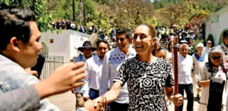 Sheinbaum afirma que Juárez vive en la 4T durante homenaje en Oaxaca