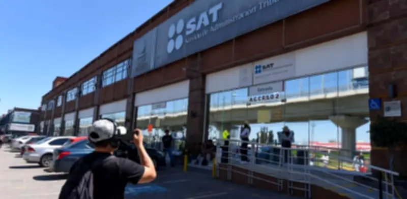 Sheinbaum atribuye revocación de donativos deducibles a decisión técnica del SAT