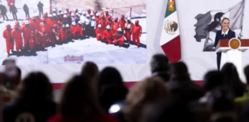 Sheinbaum defiende espíritu de su plan B electoral y aclara límite de regidores