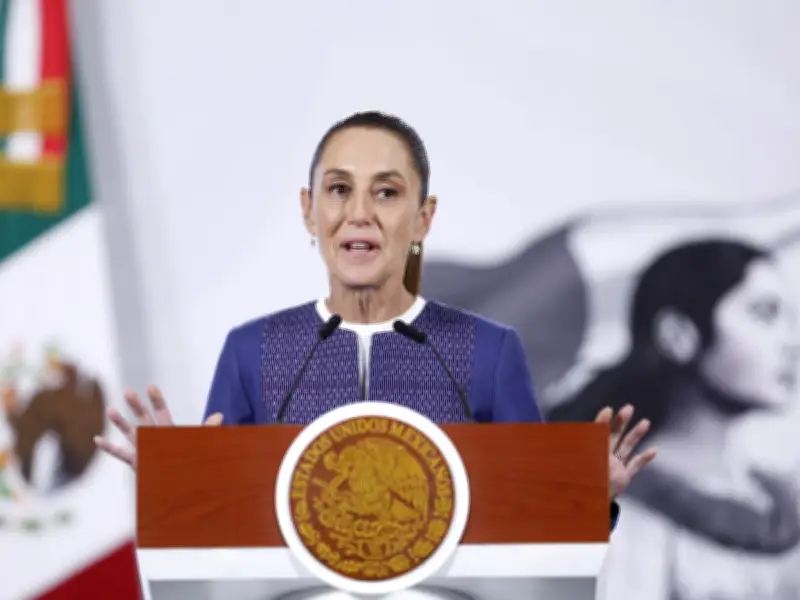 Sheinbaum defiende Plan B electoral y advierte sobre privilegios de consejeros