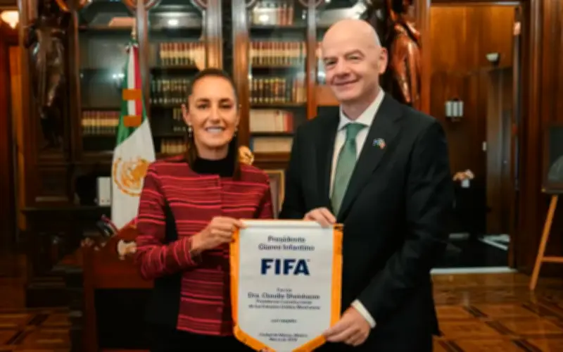 Sheinbaum e Infantino revisan preparativos para el Mundial 2026 en México