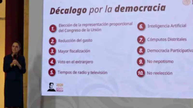 Sheinbaum presenta 'Decálogo por la Democracia' con cambios en plurinominales y regulación de IA