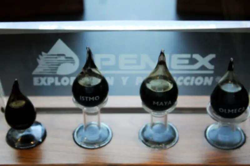 Sheinbaum se reunirá con presidenta de Petrobras para explorar alianza con Pemex