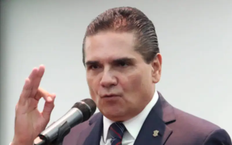 Silvano Aureoles: Exgobernador de Michoacán prófugo con ayuda del CJNG según fiscal