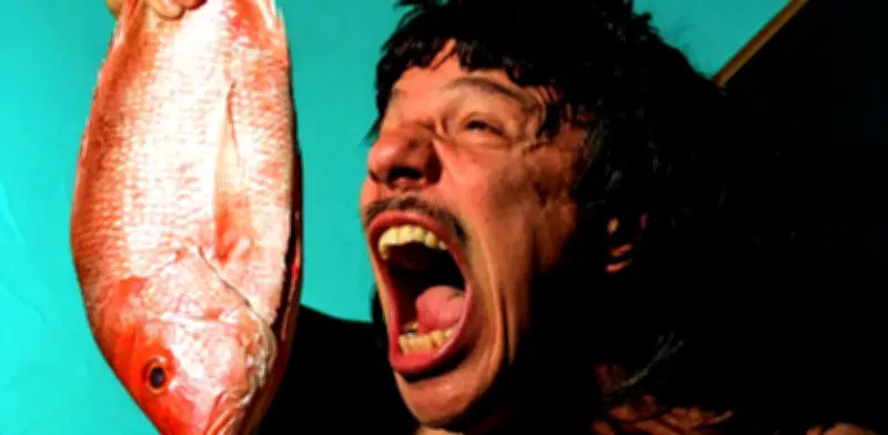 Silverio fusiona cine de ficheras y música primitiva en su nuevo sencillo 'Carnaval'