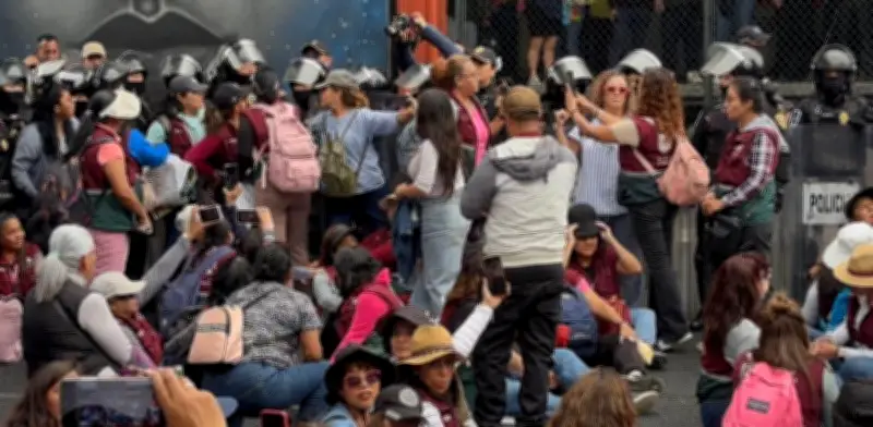 Sindicato de la CDMX bloquea Calzada de Tlalpan en protesta por falta de respuesta de SEBIEN