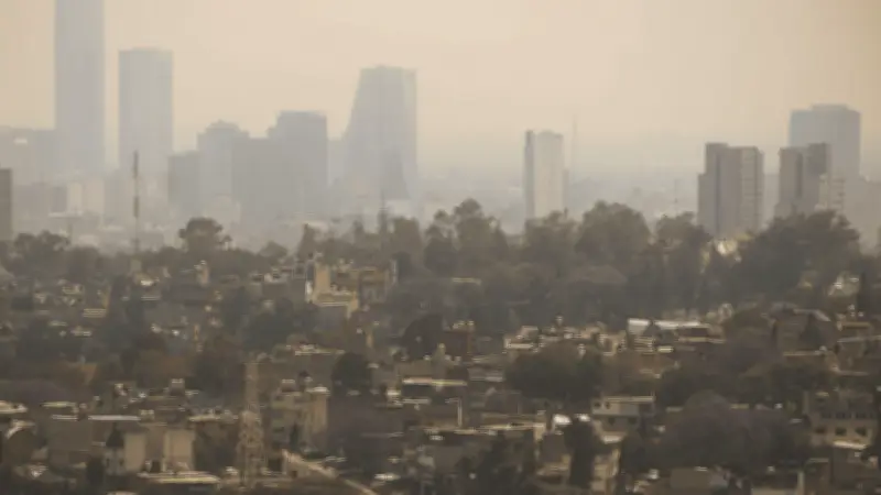 SMN alerta por temporada de calor extremo y mala calidad del aire en el Valle de México