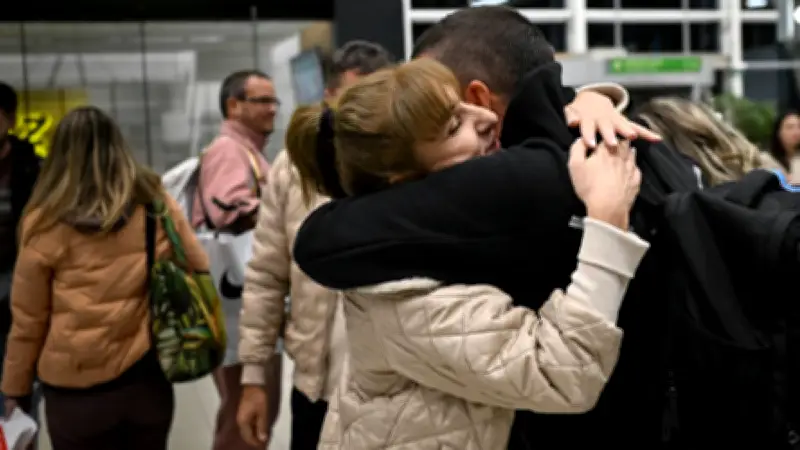 SRE Evacúa a 352 Mexicanos de Medio Oriente Ante Tensión Regional