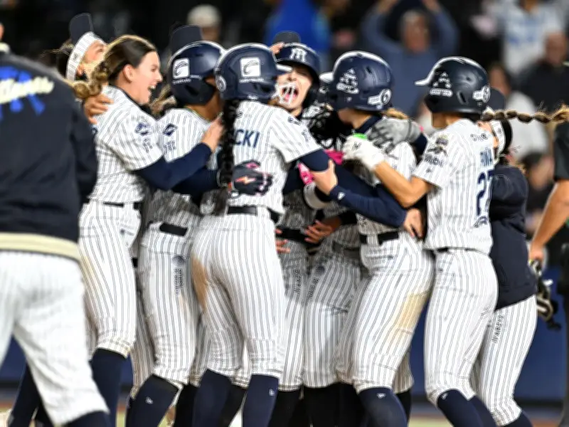 Sultanes Femenil gana épica final extra innings en Serie de la Reina