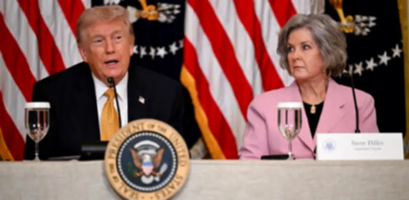 Susie Wiles, jefa de gabinete de Trump, enfrenta cáncer de mama en fase inicial